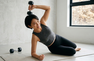 筋トレ女性初心者ガイド | 自宅でできる美ボディメニュー